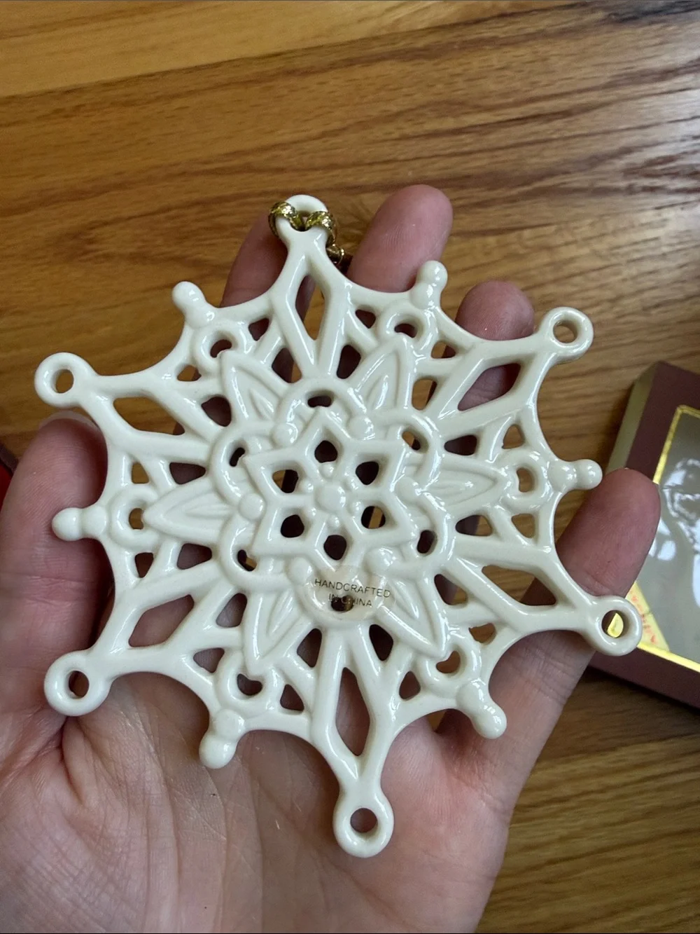 Lenox white snowflake